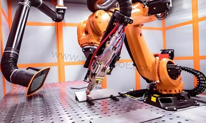 Industrial robot body and joints